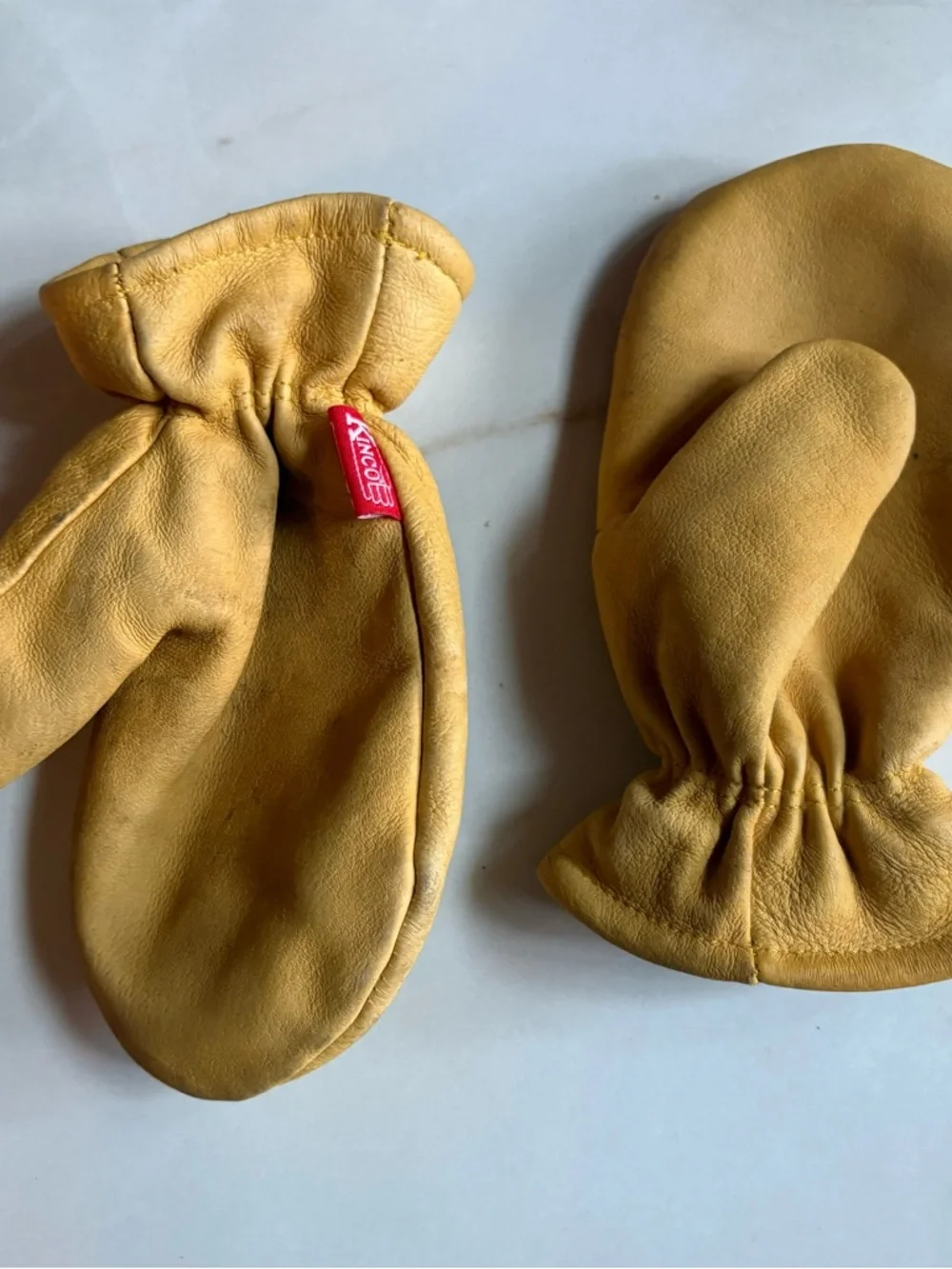 AXEMAN Yellow Leather Mittens